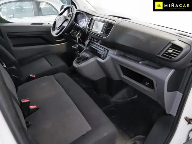 Opel Vivaro view 17