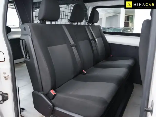 Opel Vivaro view 8