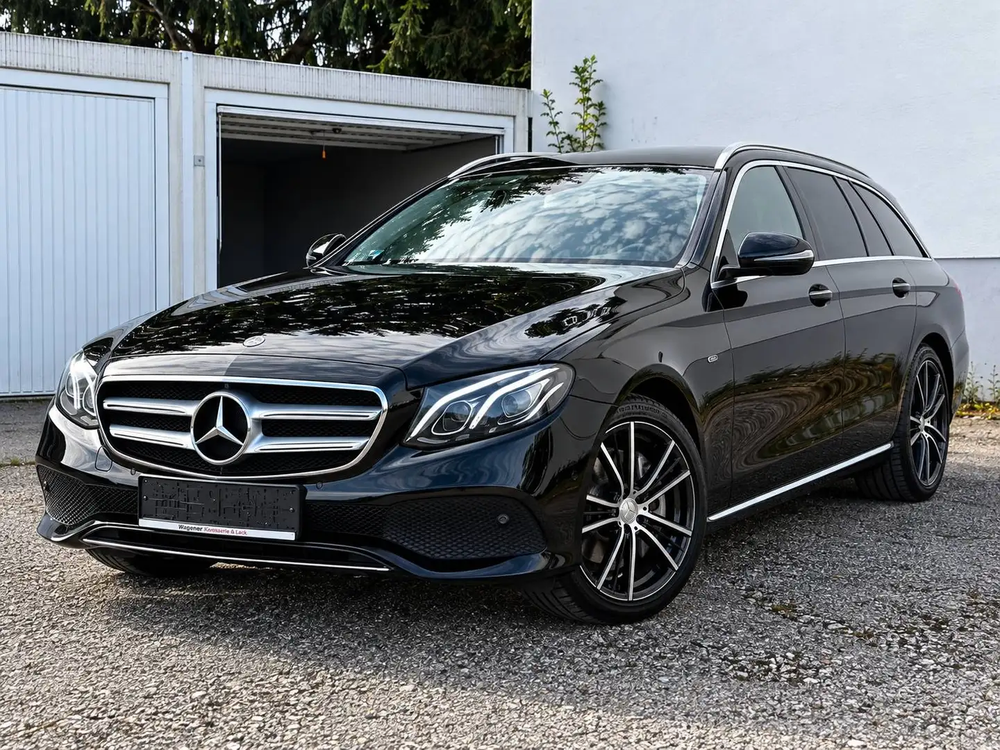 Mercedes-Benz E 350 E 350 d T Aut. Schwarz - 1