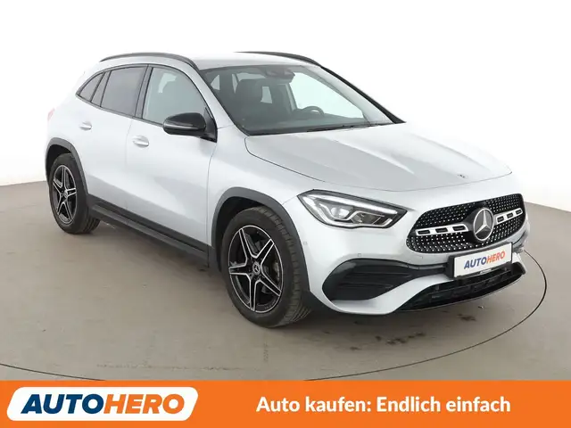 Mercedes-Benz GLA view 8