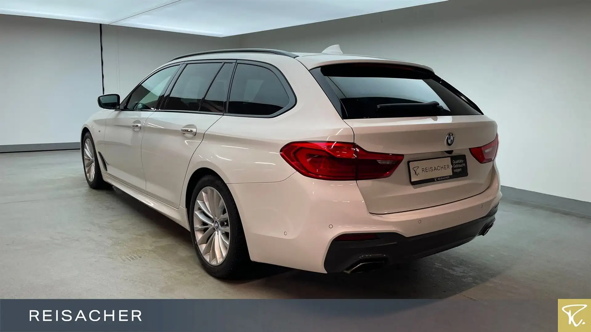 BMW 530 i xDrive Aut,M-Paket,HeadUp,AHK,DrA,LED Wit - 2