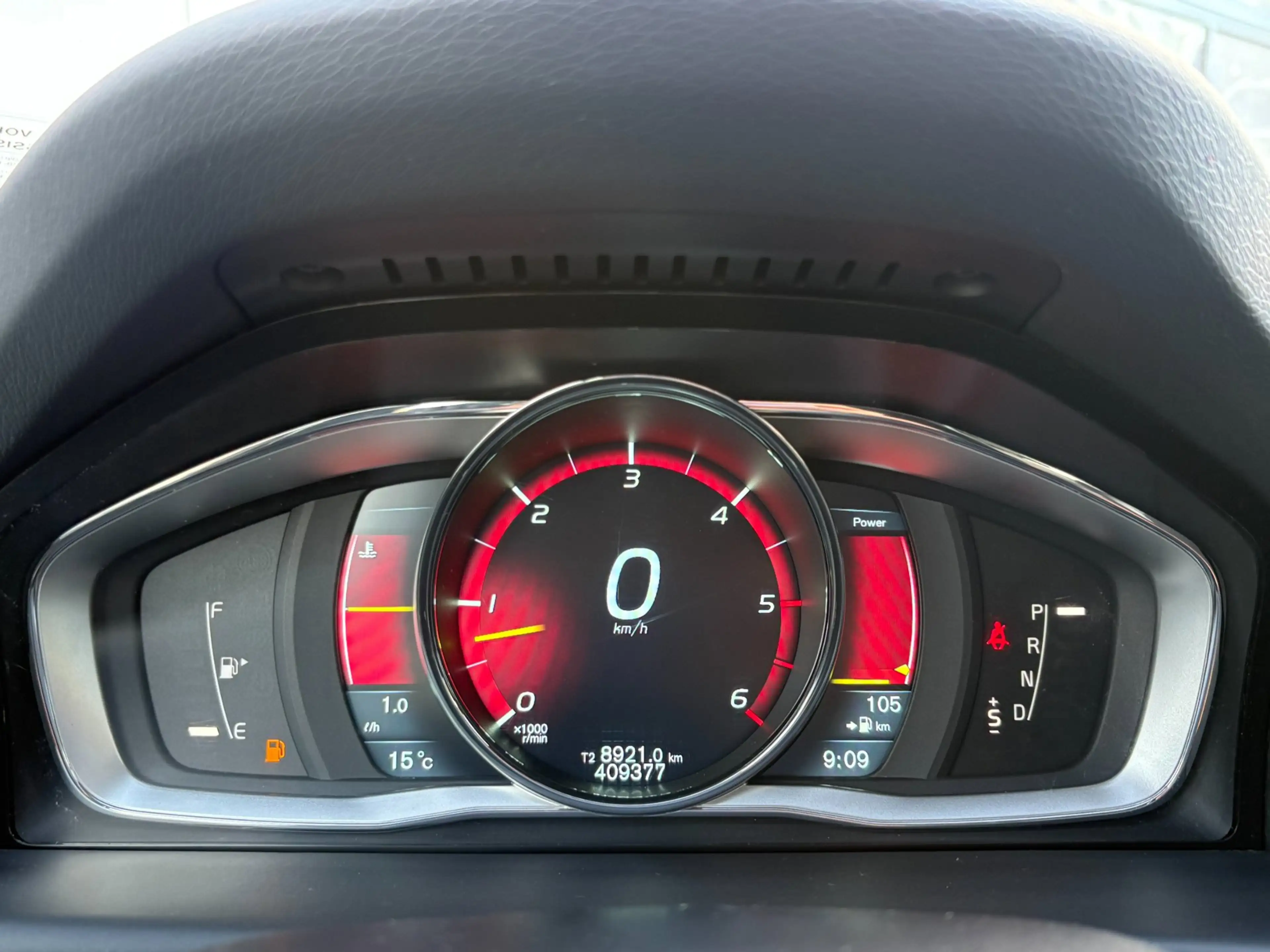 Volvo XC70 2.4 D5 AWD Autom. Leder Clima Cruise Xenon — photo 15