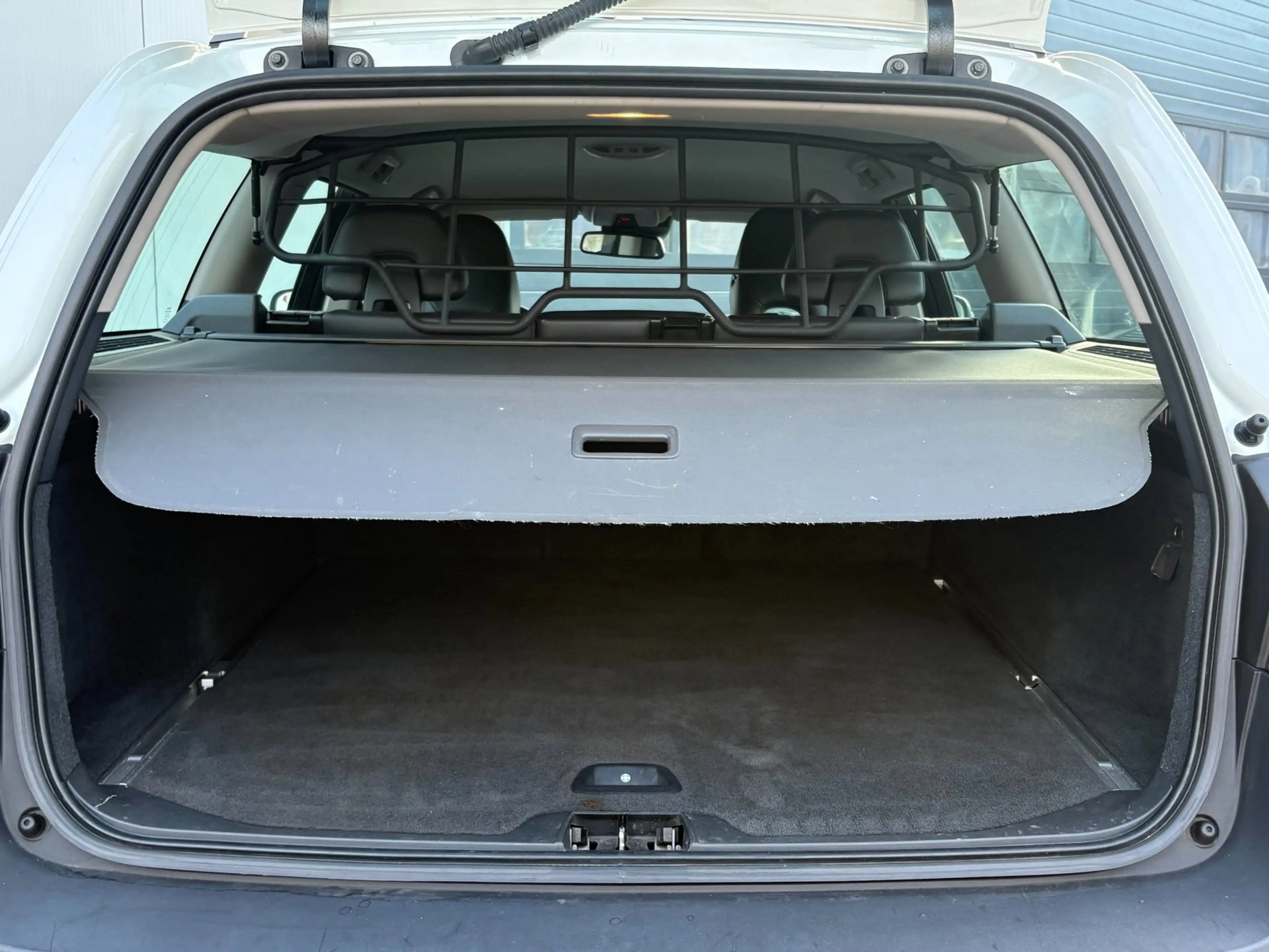 Volvo XC70 2.4 D5 AWD Autom. Leder Clima Cruise Xenon — photo 12