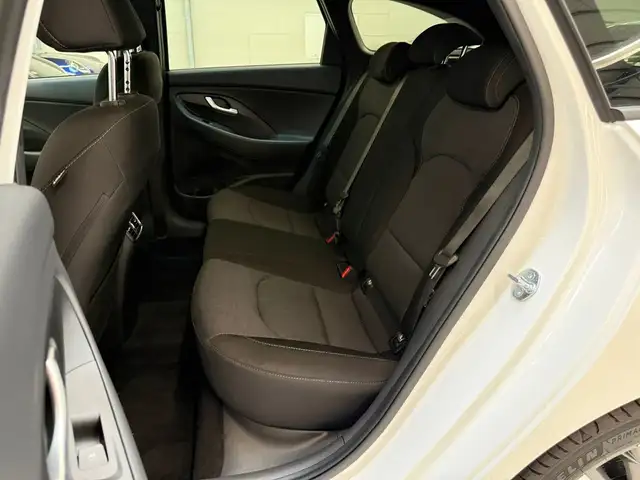 Hyundai I30 view 14