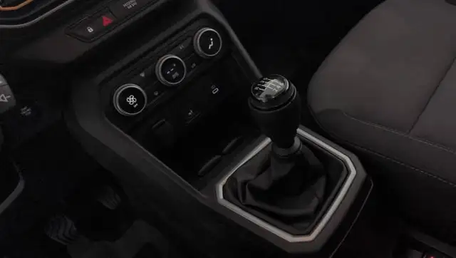 Dacia Sandero view 24