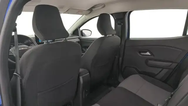 Dacia Sandero view 8