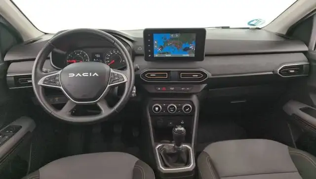 Dacia Sandero view 2