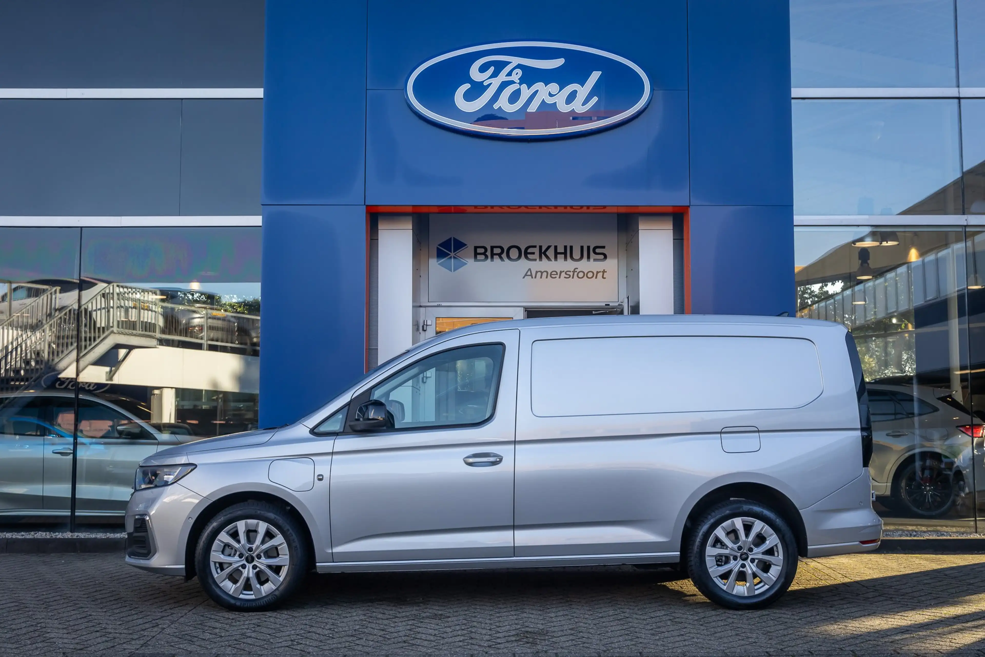 Ford Transit Connect 1.5 EcoBoost PHEV L2 Limited | Trekhaak | Achterui — photo 7