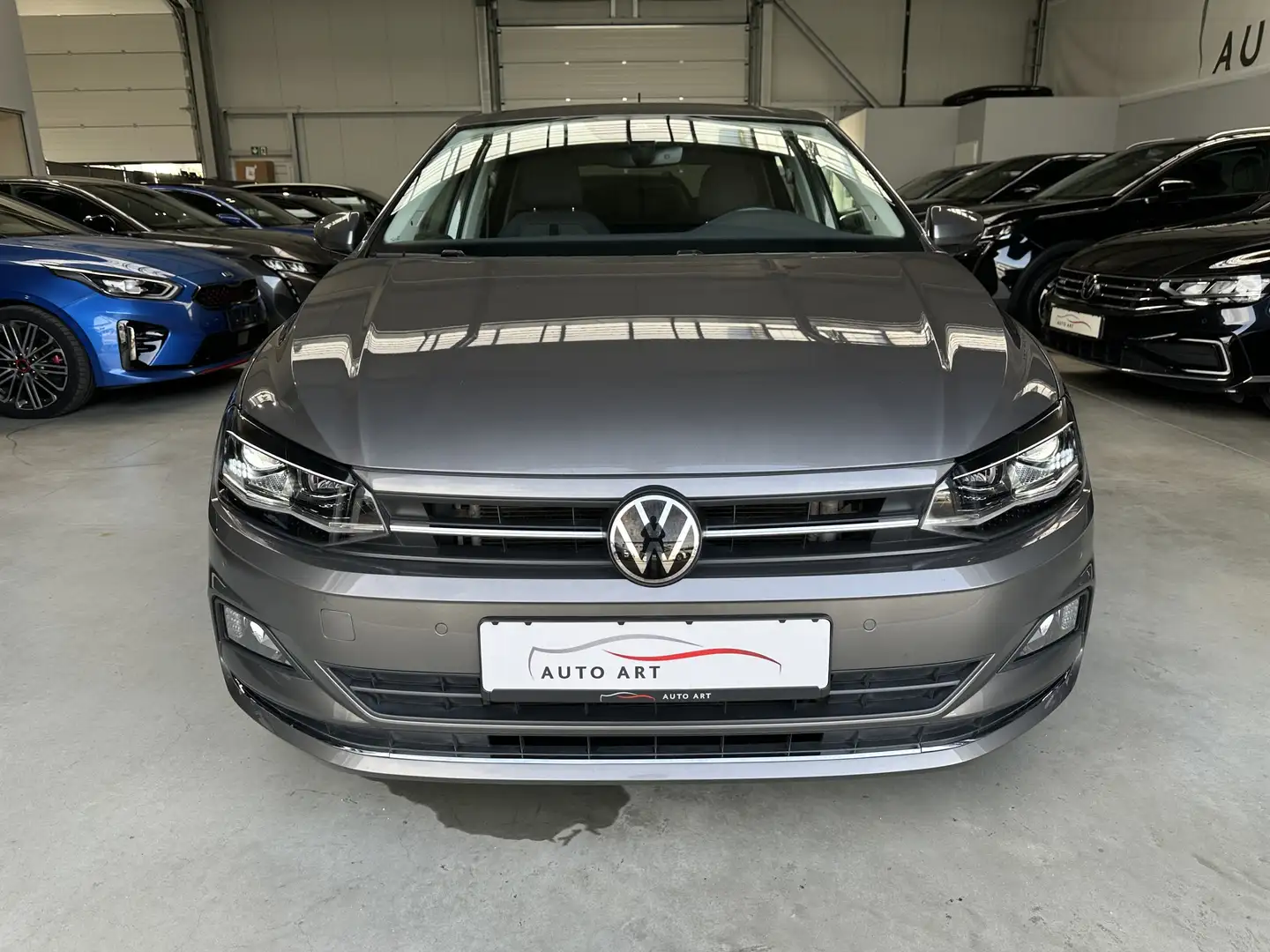 Volkswagen Polo Highline Navi LED SHZ Sound-System Beats Grau - 2