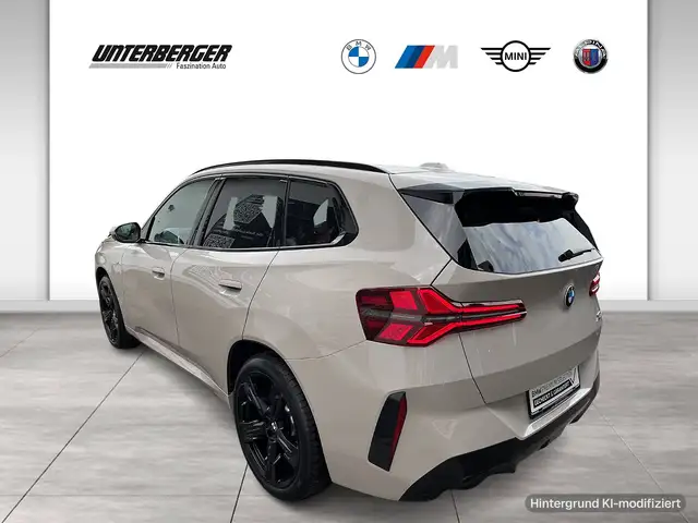 BMW X3 view 4