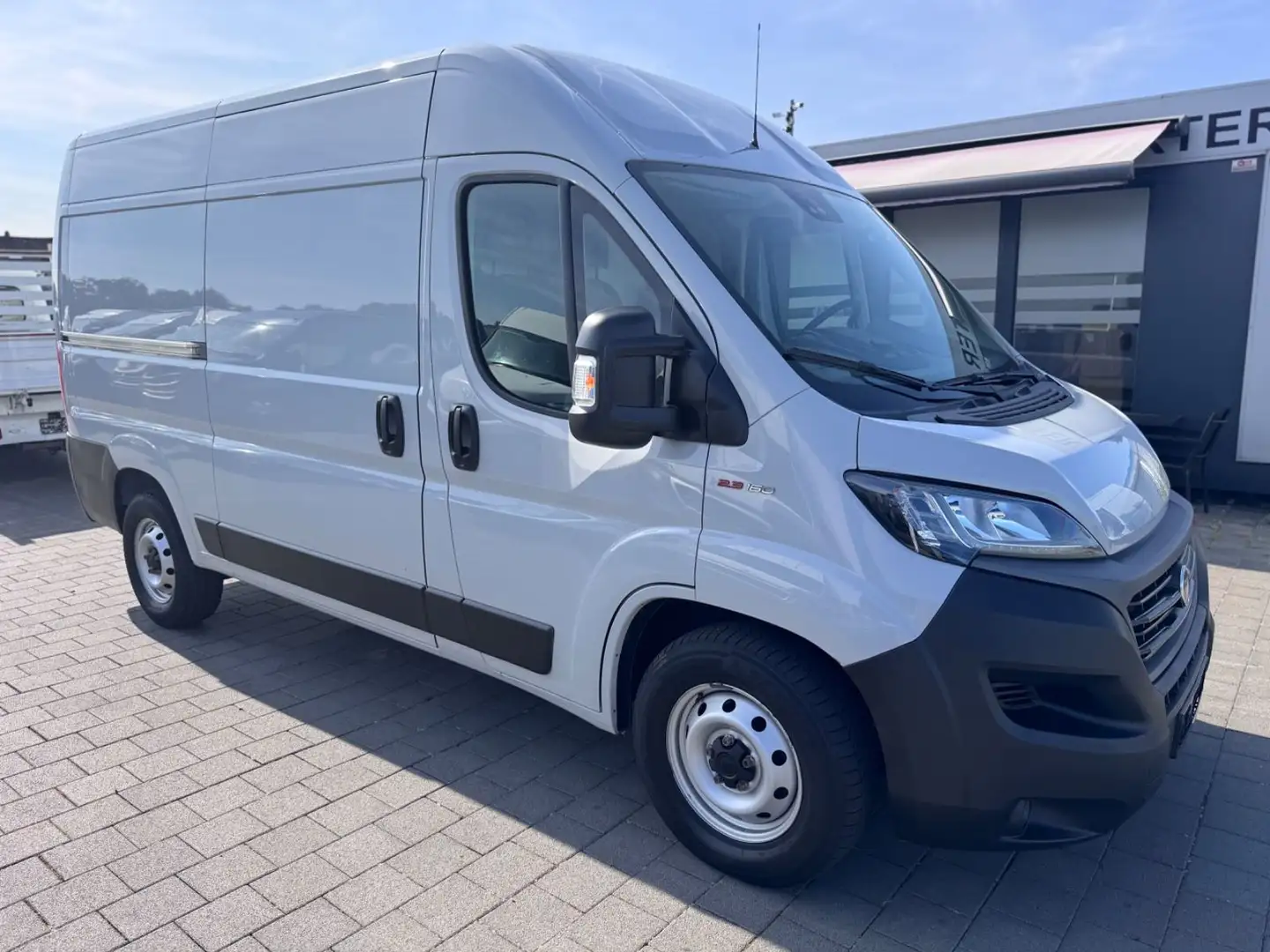 Fiat Ducato Maxi 35 160 L2H2 Automatik LED Navi TüV Grau - 1
