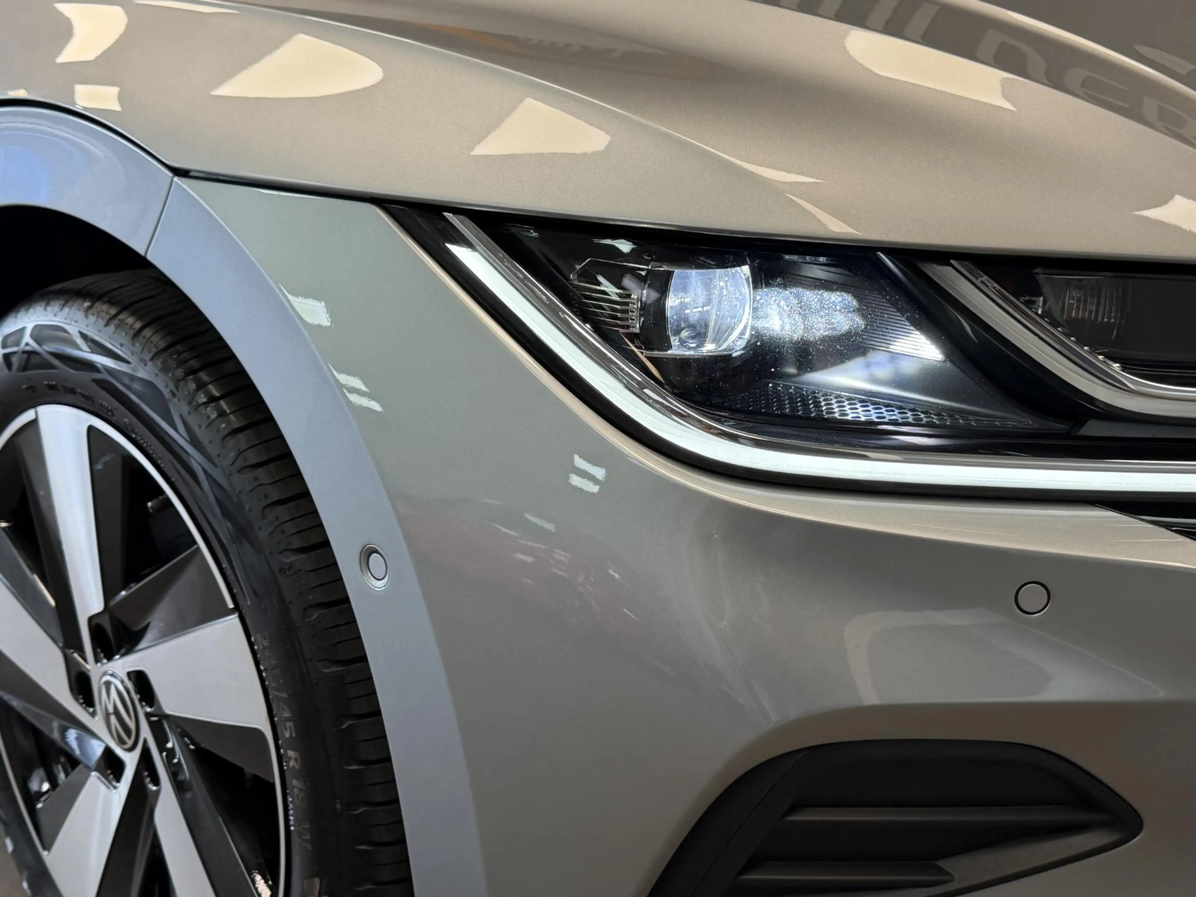 Volkswagen Arteon 1.4 TSI eHybrid Elegance | Adaptive cruise | Houti — photo 7