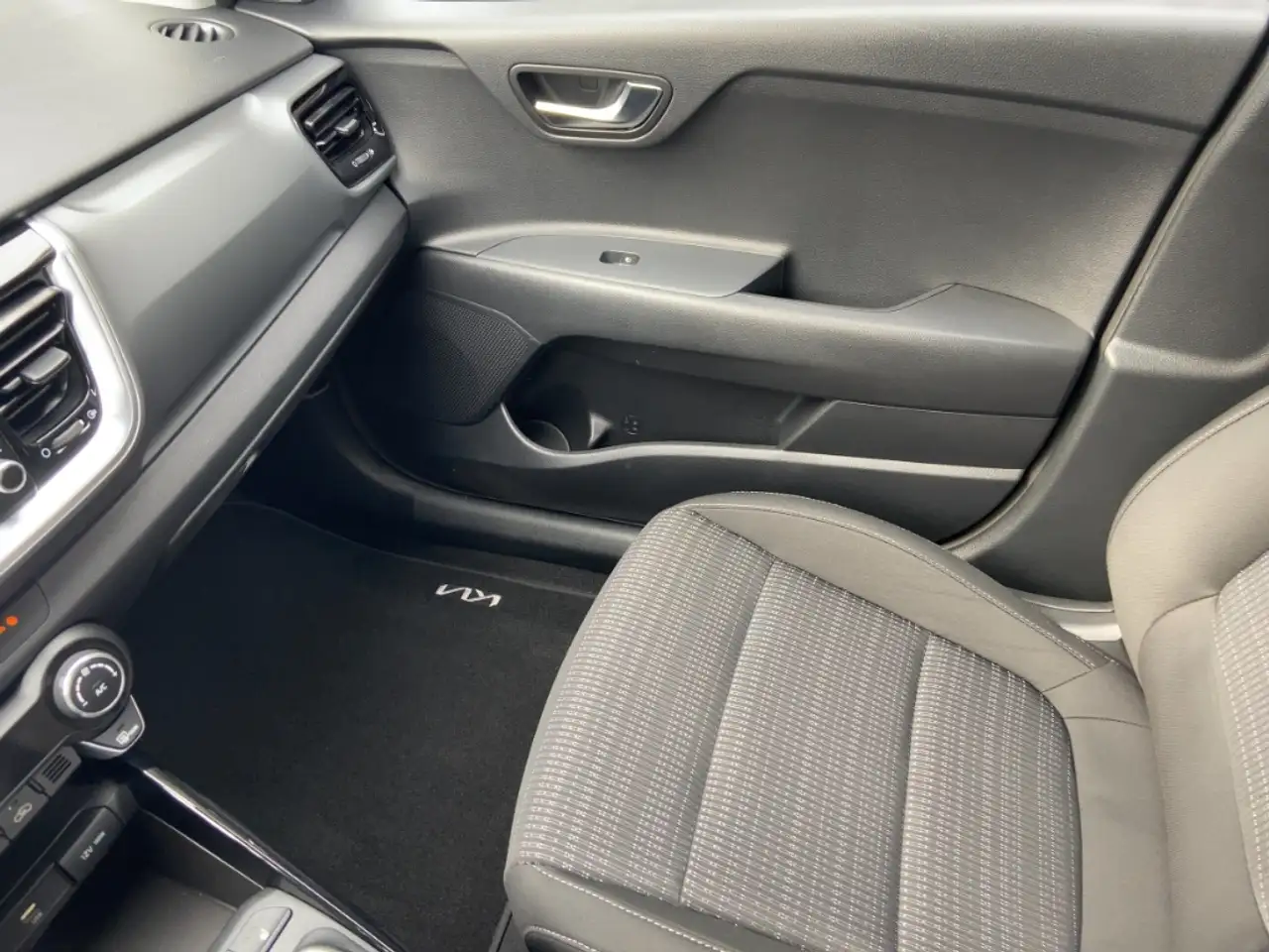 Kia Stonic VISION 1.0 LED/KAMERA/CARPLAY/WINTER 19