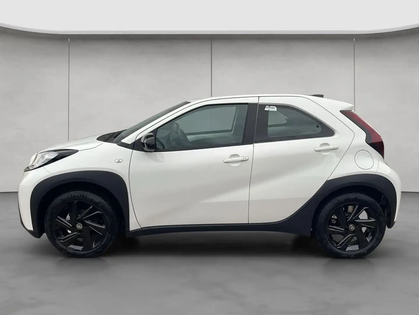 Toyota Aygo X X Play inkl. 8-Fach Bereift Satz Original Alu Blanco - 2