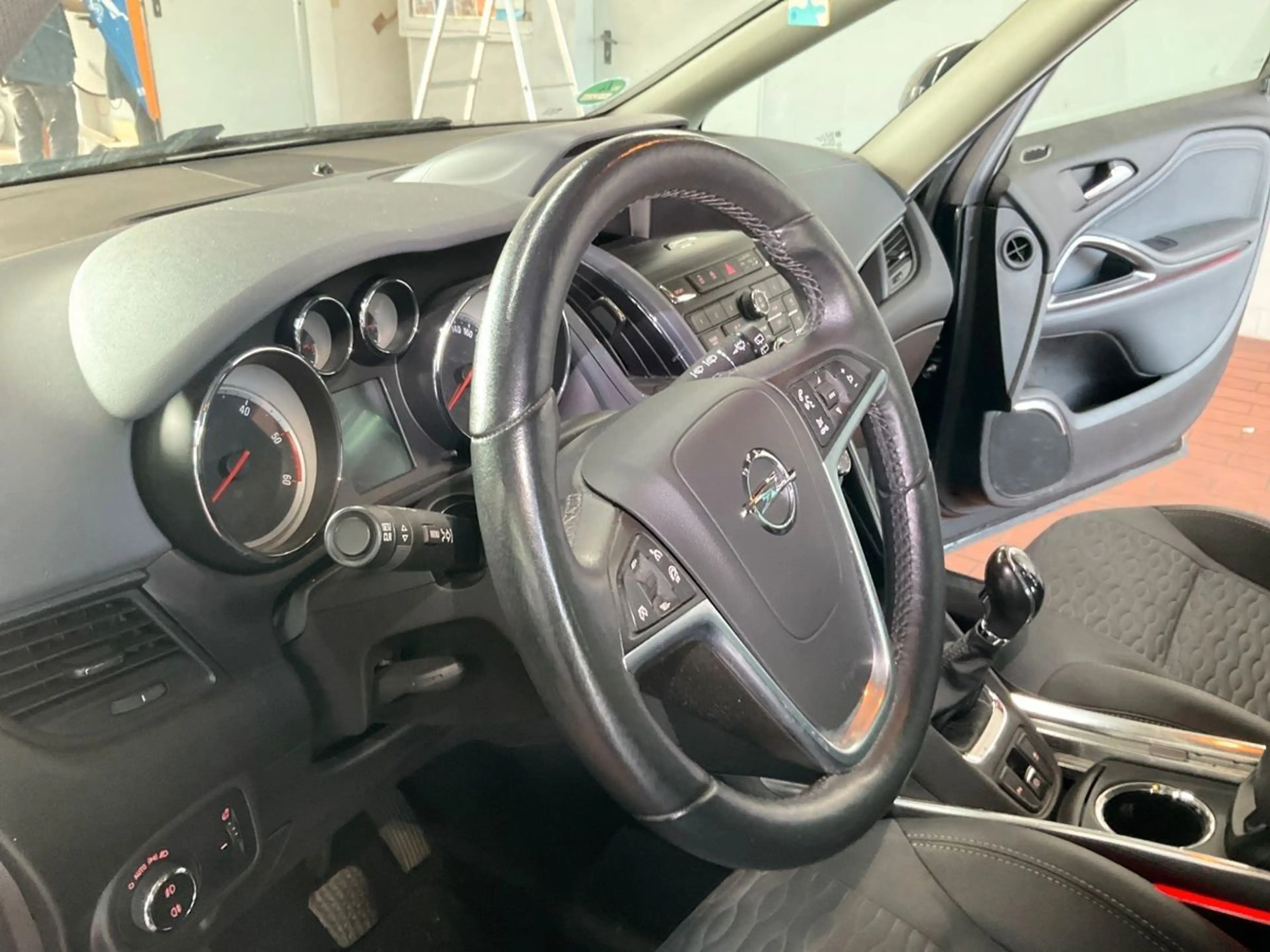 Opel Zafira C Tourer Innovation/7 Sitzer/Kamera/Xenon — photo 8