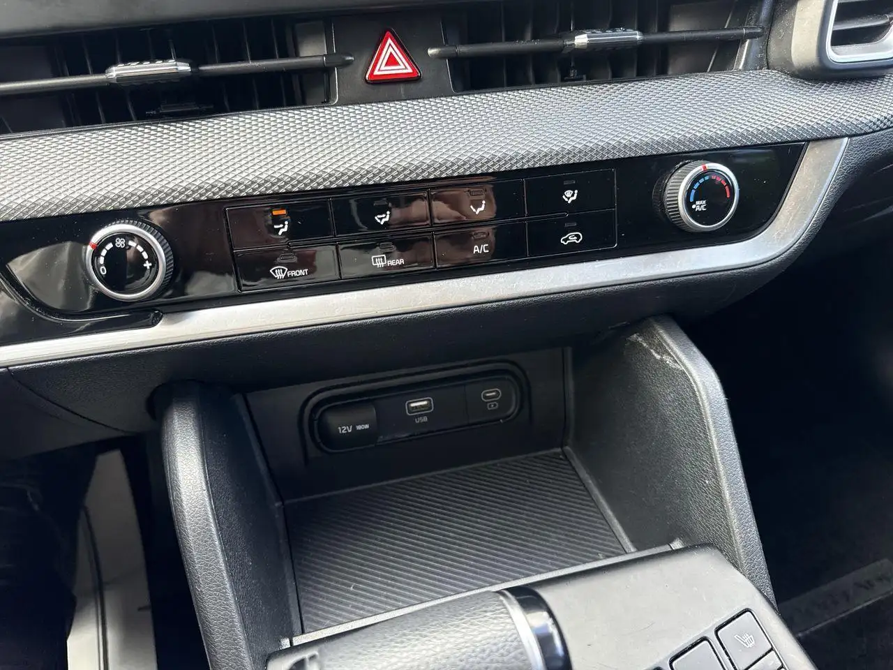 Kia Sportage снимка Kia Sportage