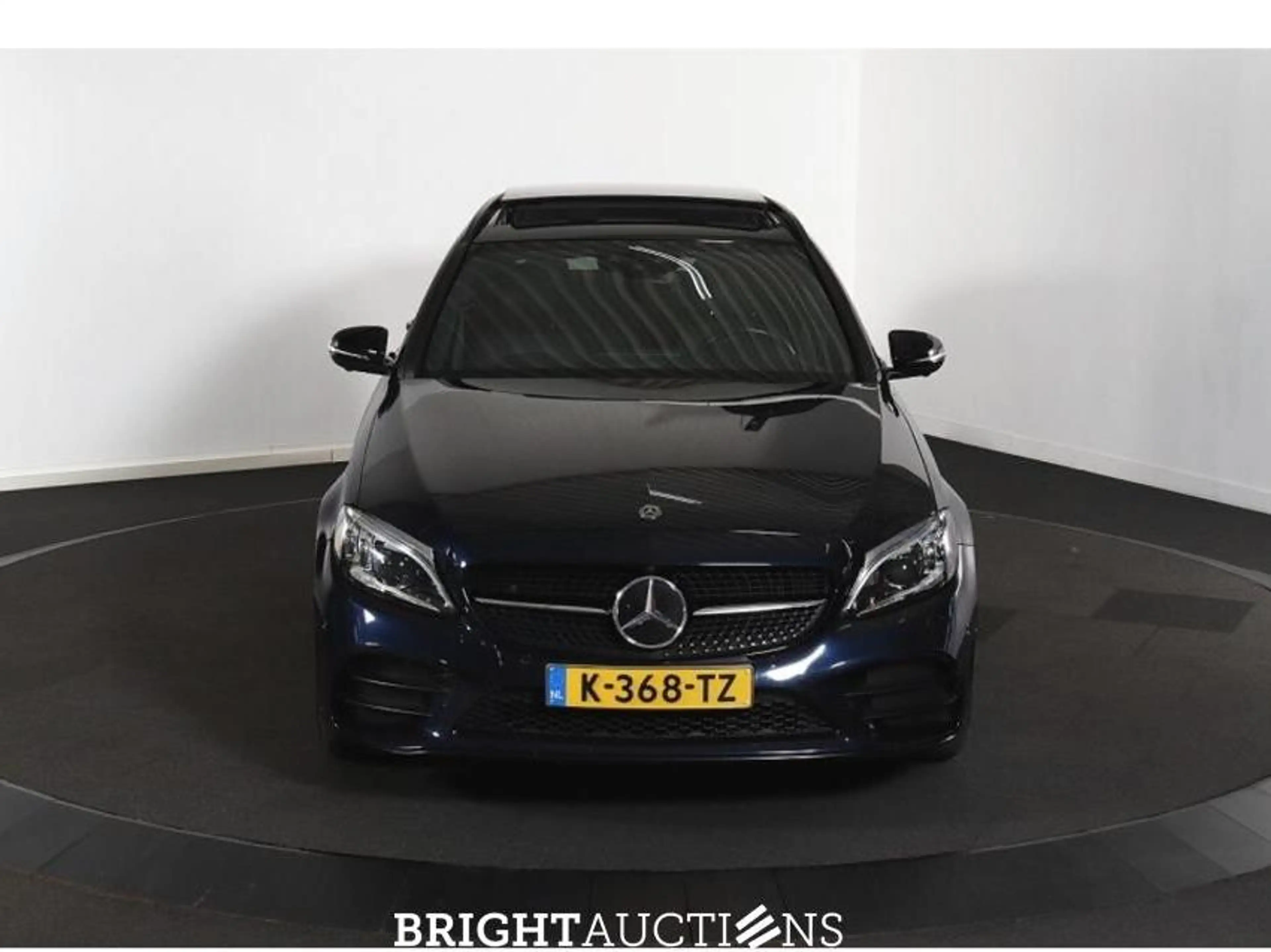 Mercedes-Benz C 300 e Business Solution AMG Limited — photo 3