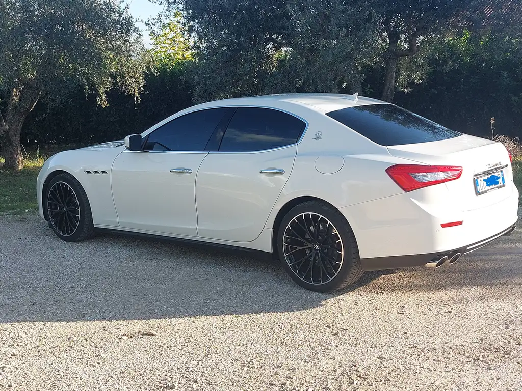 Maserati Ghibli 2015 из Европы — купить под ключ