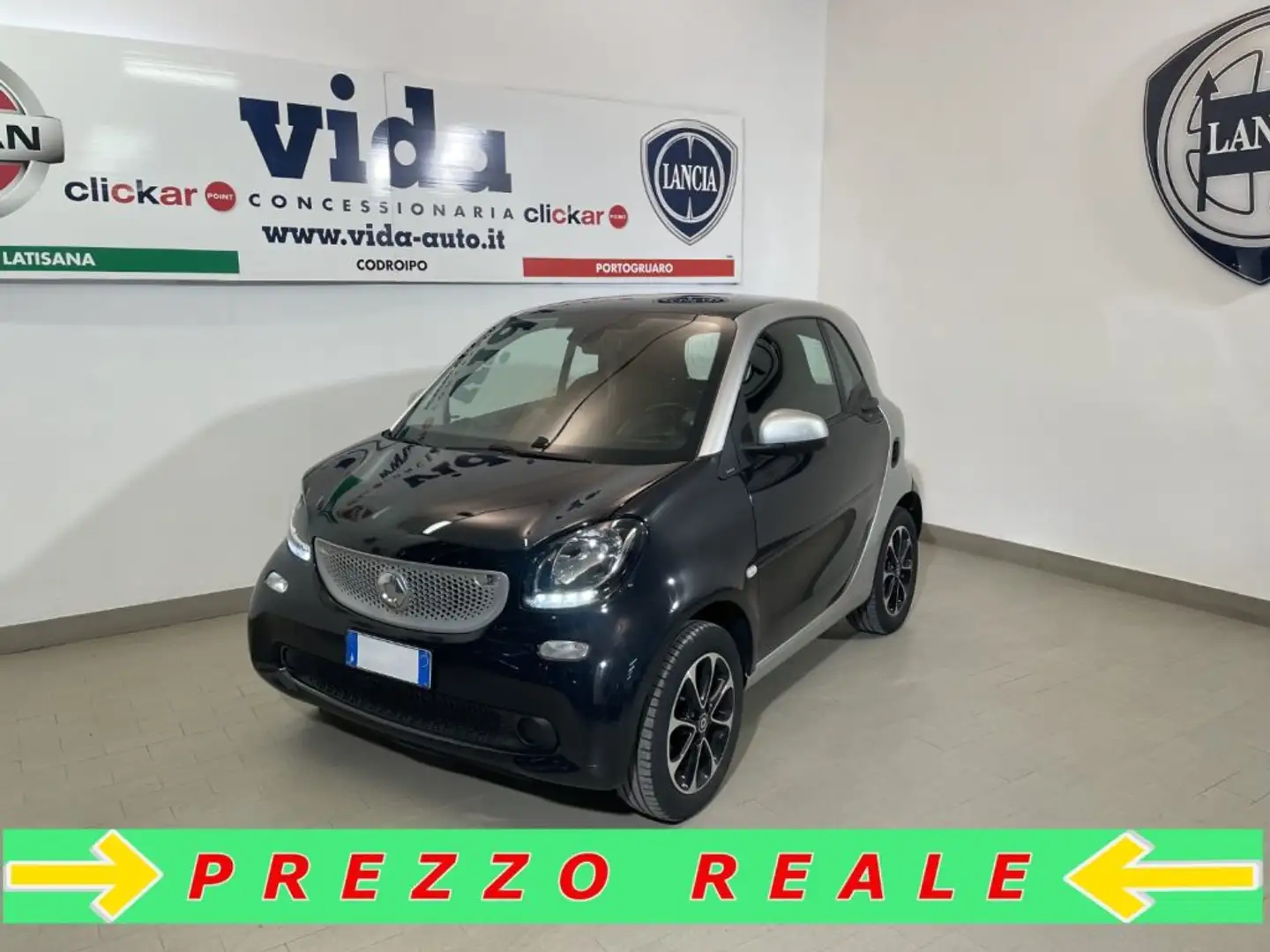 smart forTwo 70 1.0 2 POSTI OK NEOPATENTATI Nero - 1