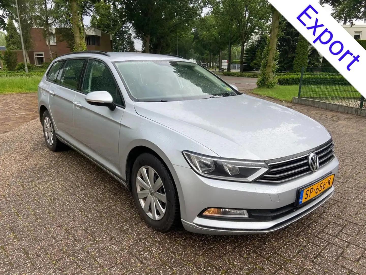 Volkswagen Passat Šedá - 1