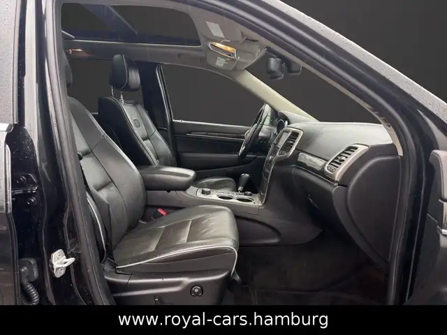 Jeep Grand Cherokee view 14