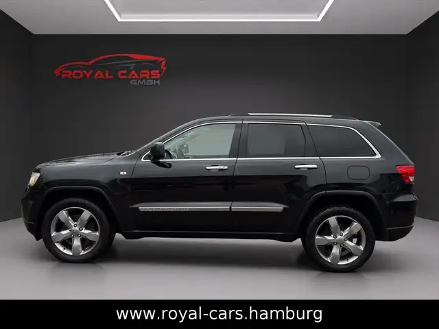 Jeep Grand Cherokee view 4