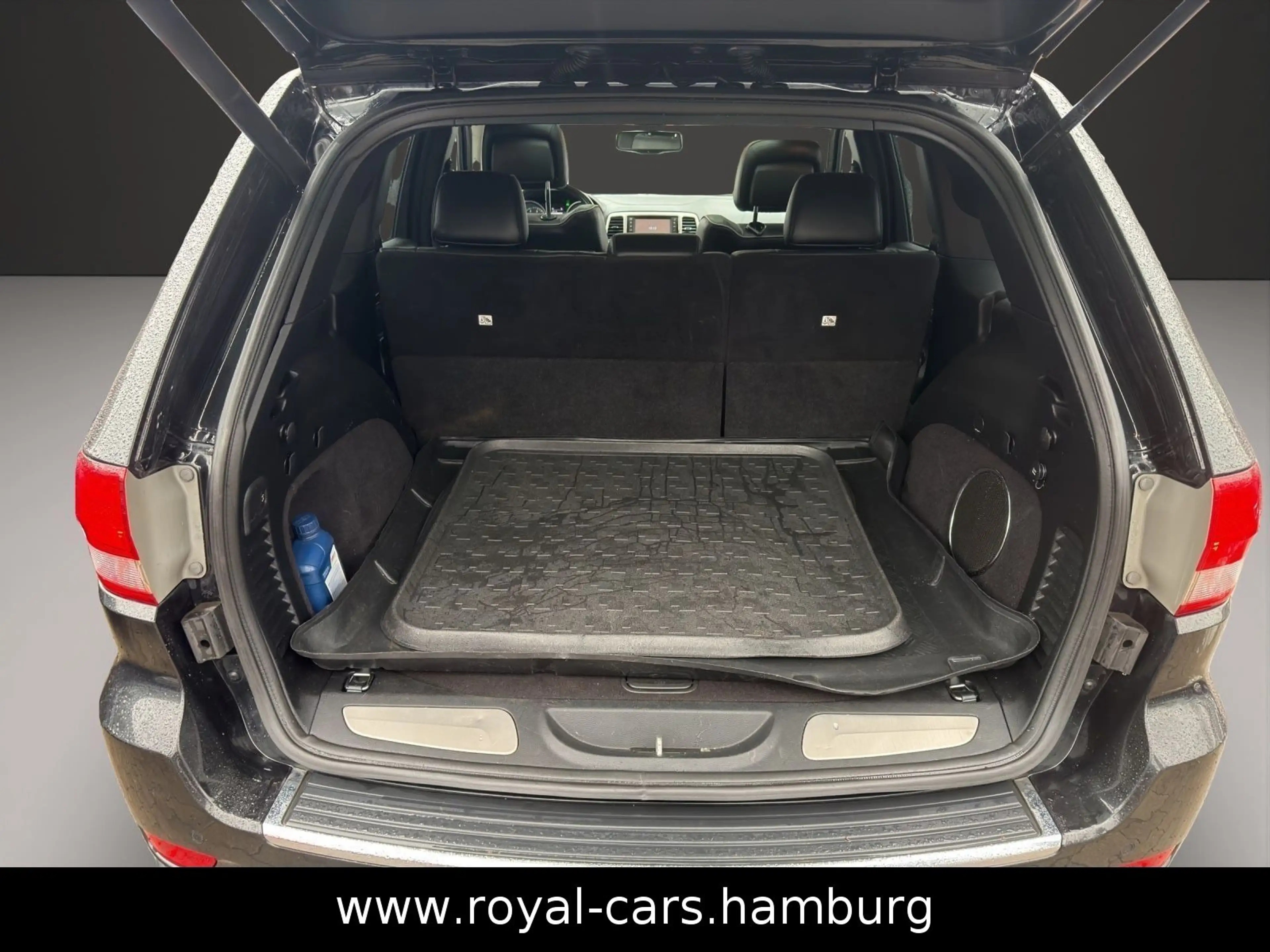 Jeep Grand Cherokee 3.0 CRD Overland*NAVI*CAM*XENON* — photo 8