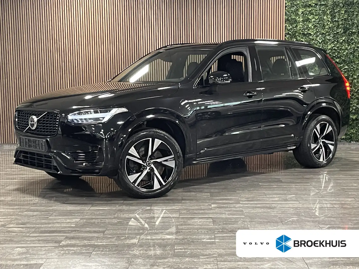 Volvo XC90 T8 AWD Recharge R-Design Long Range Trekhaak | 455 Noir - 1