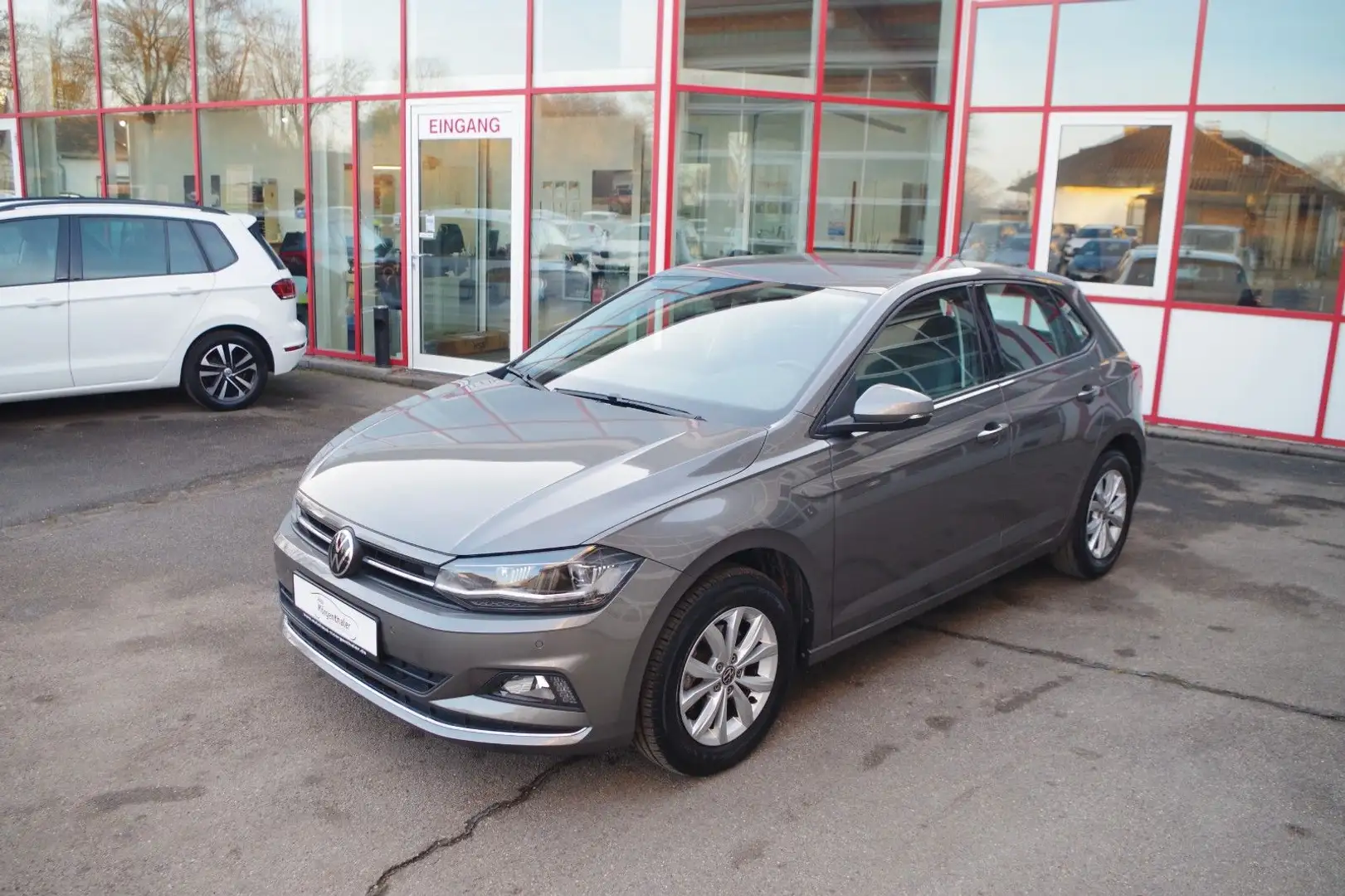 Volkswagen Polo 1.0 TSI Highline, App-Connect, DAB, LED Gris - 1