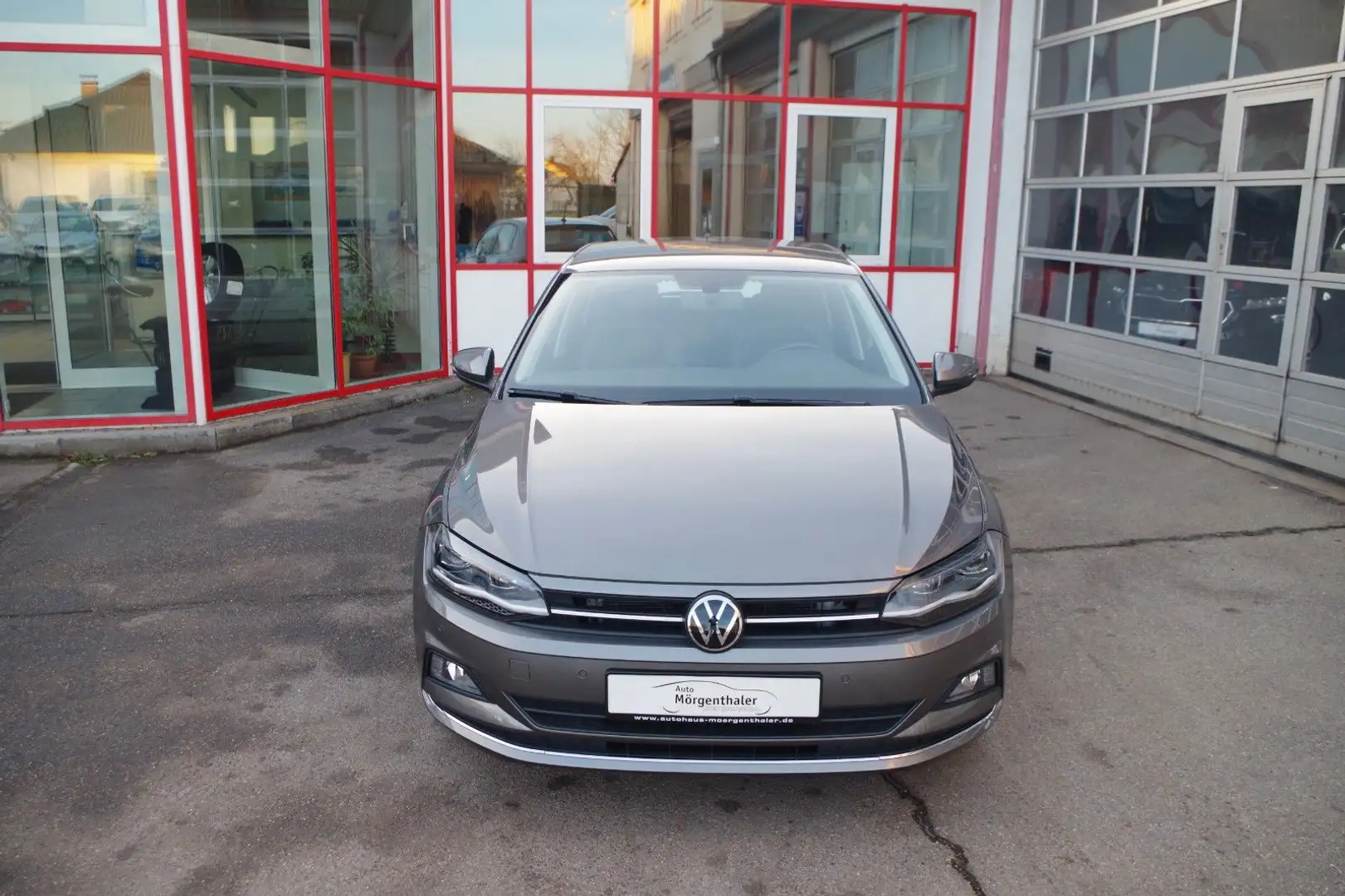 Volkswagen Polo 1.0 TSI Highline, App-Connect, DAB, LED Gris - 2