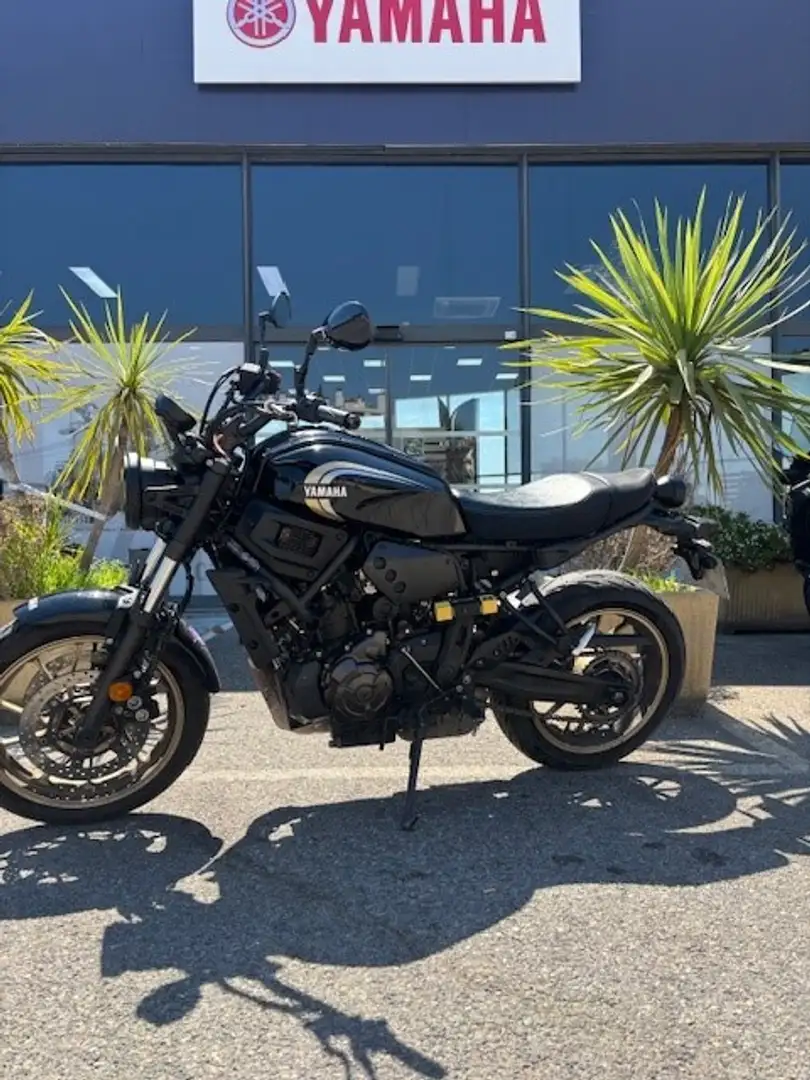 Yamaha XSR 700 Noir - 1