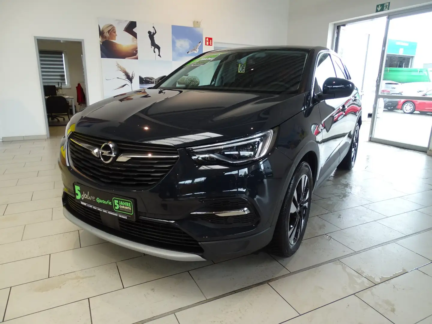 Opel Grandland 1.2 Turbo INNOVATION LED+Navi+SHZ+Kam. Grau - 2