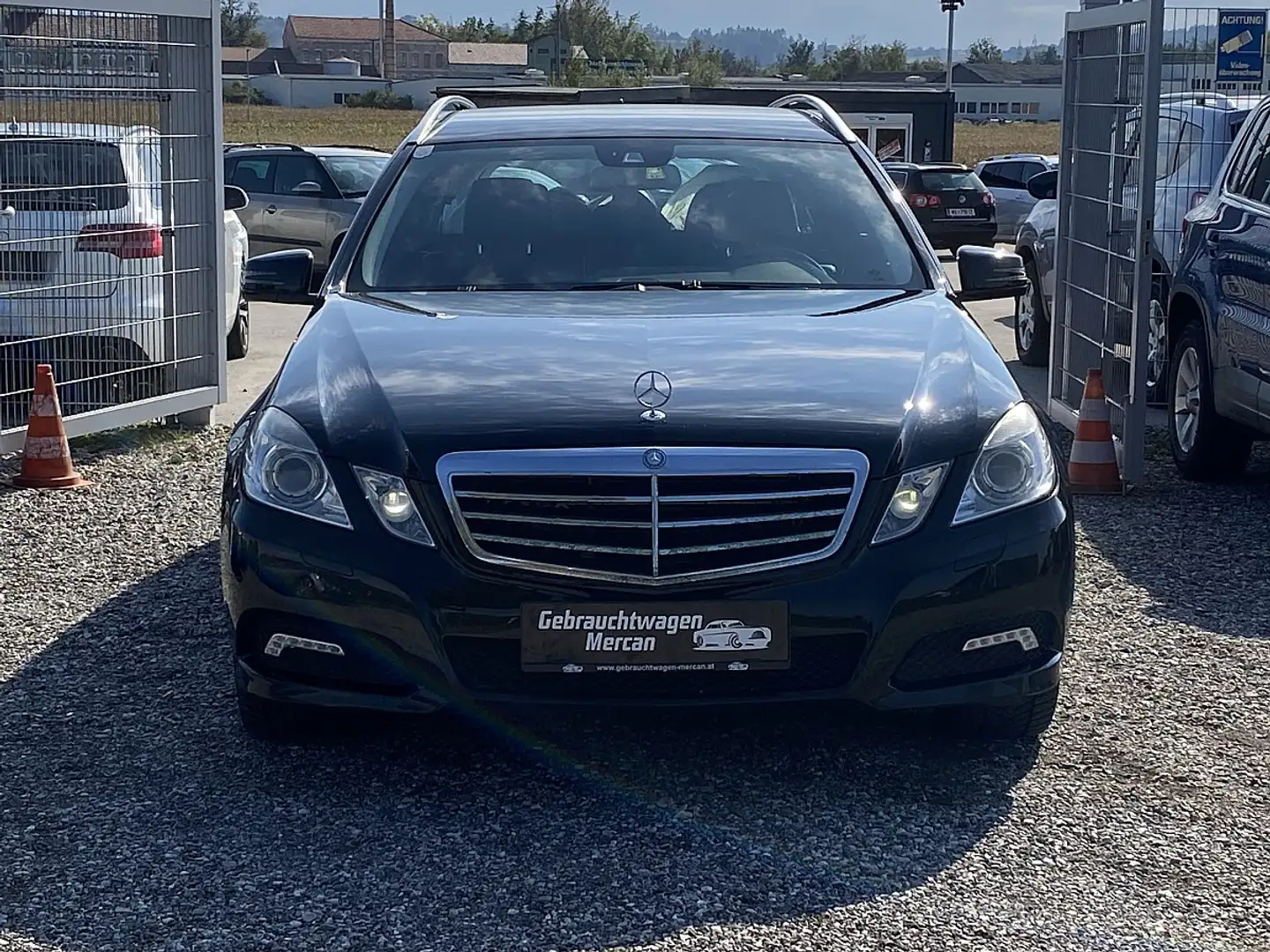 Mercedes-Benz E 350 T 4MATIC CDI Aut. Schwarz - 2