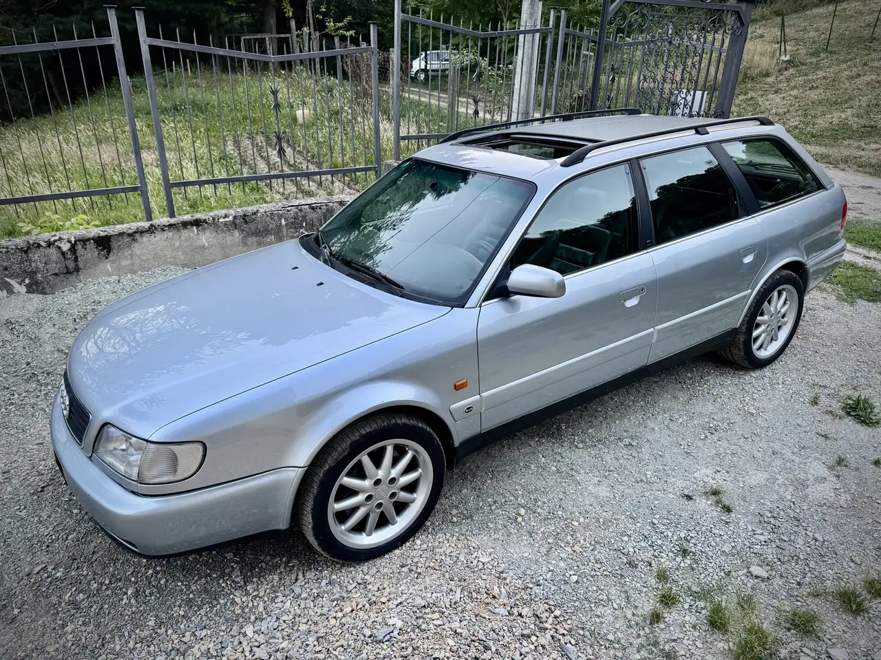 Audi S6 Avant 2.2 quattro 6m, foto 1