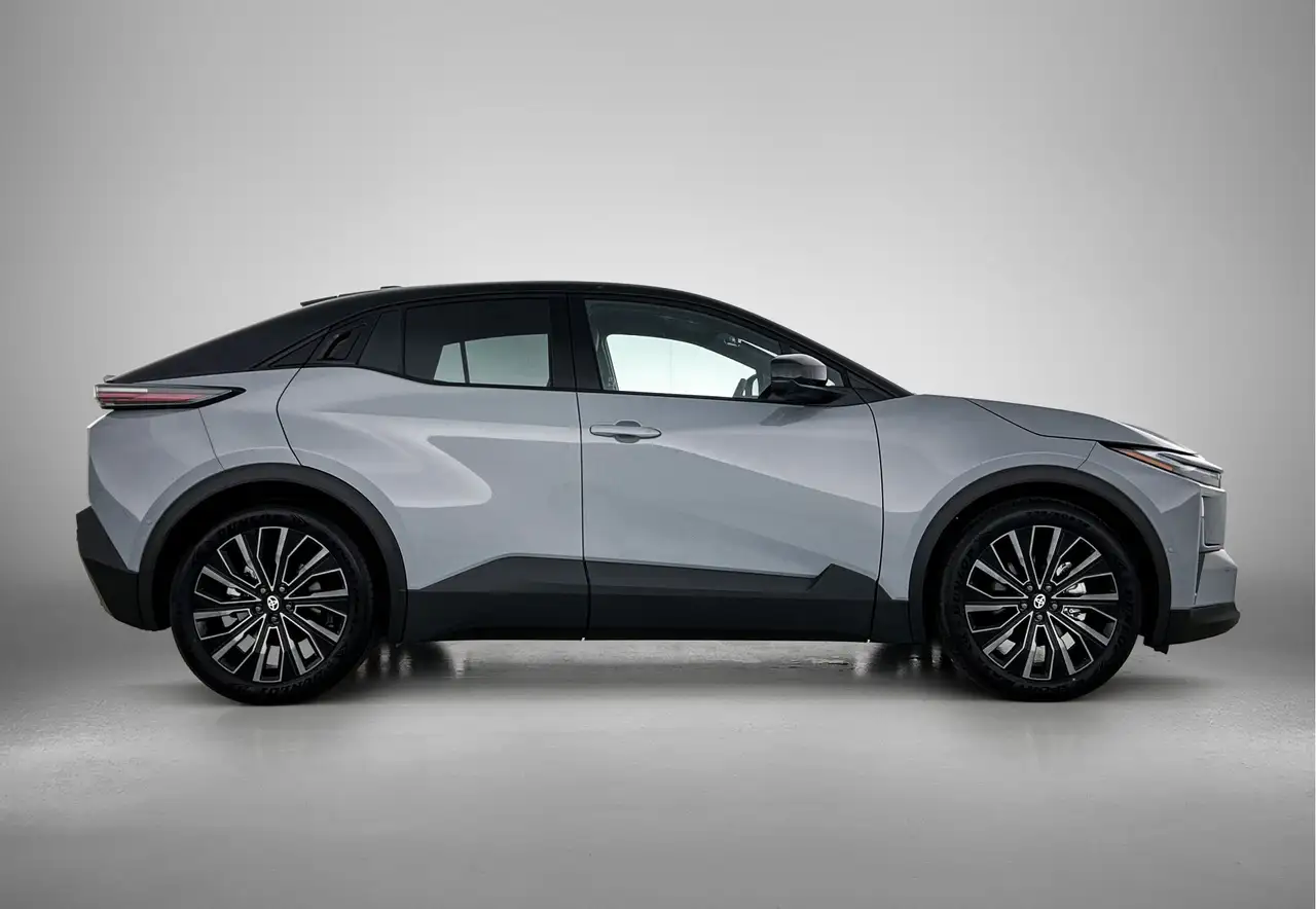 Toyota C-HR 2026 — фото 12
