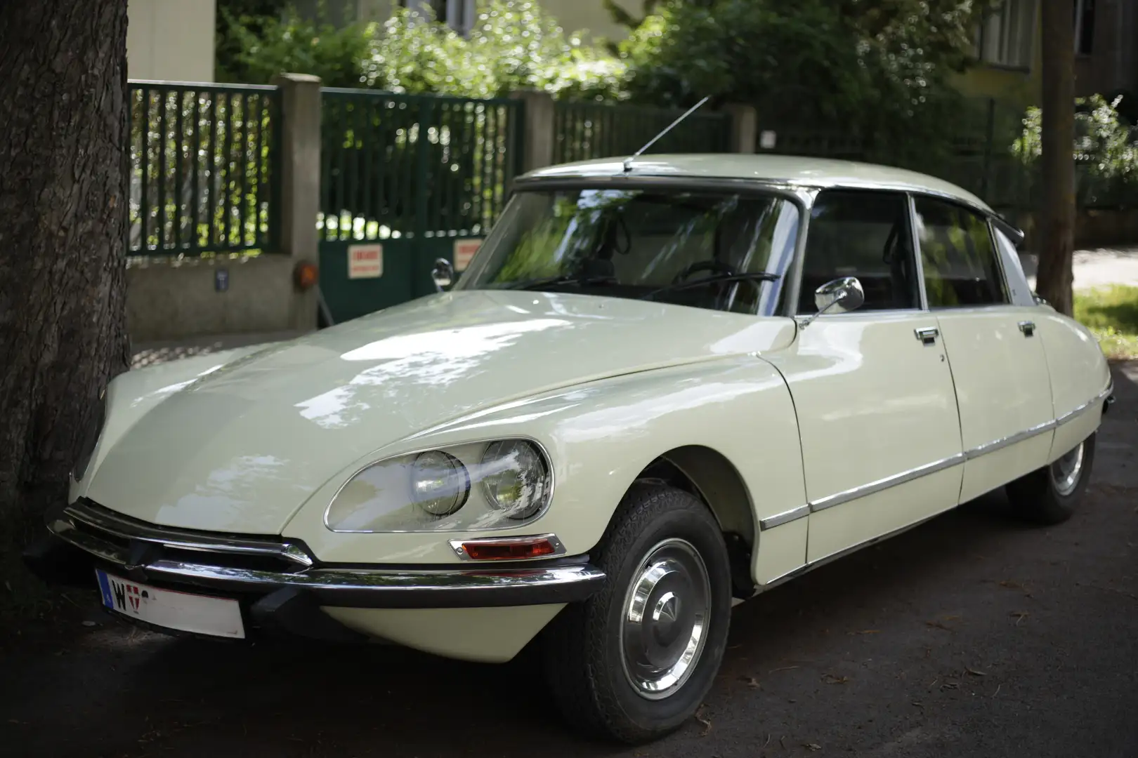 Citroen DS DS 20 Beige - 2