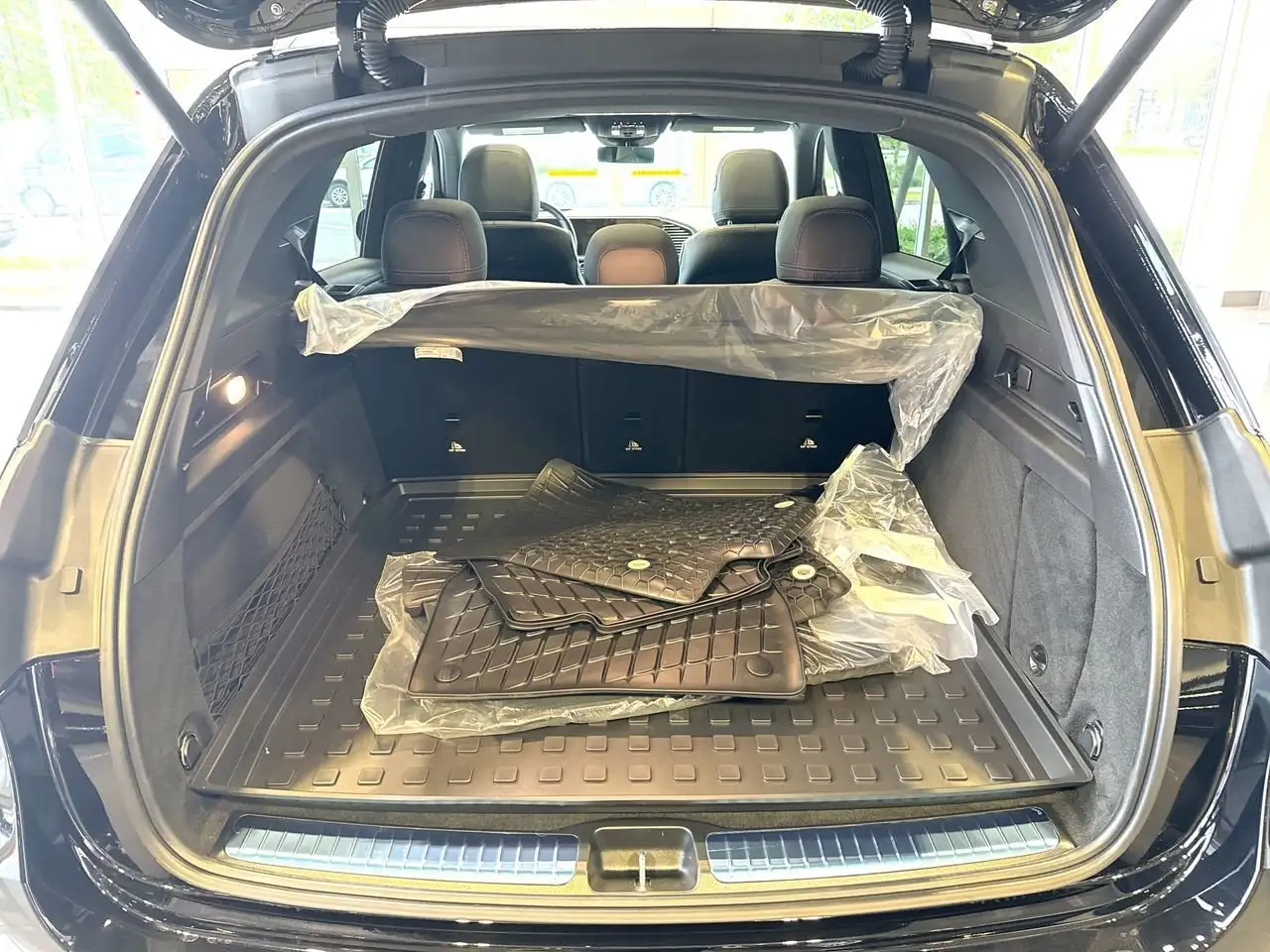 Mercedes-Benz GLE снимка Mercedes-Benz GLE