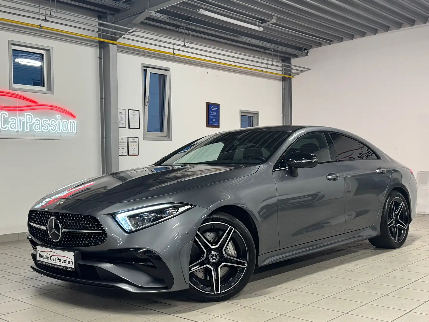 Mercedes-Benz CLS 300 CLS 300 d 4M AMG-Line*Standeihzng+Burmester*U-Frei Gris - 2