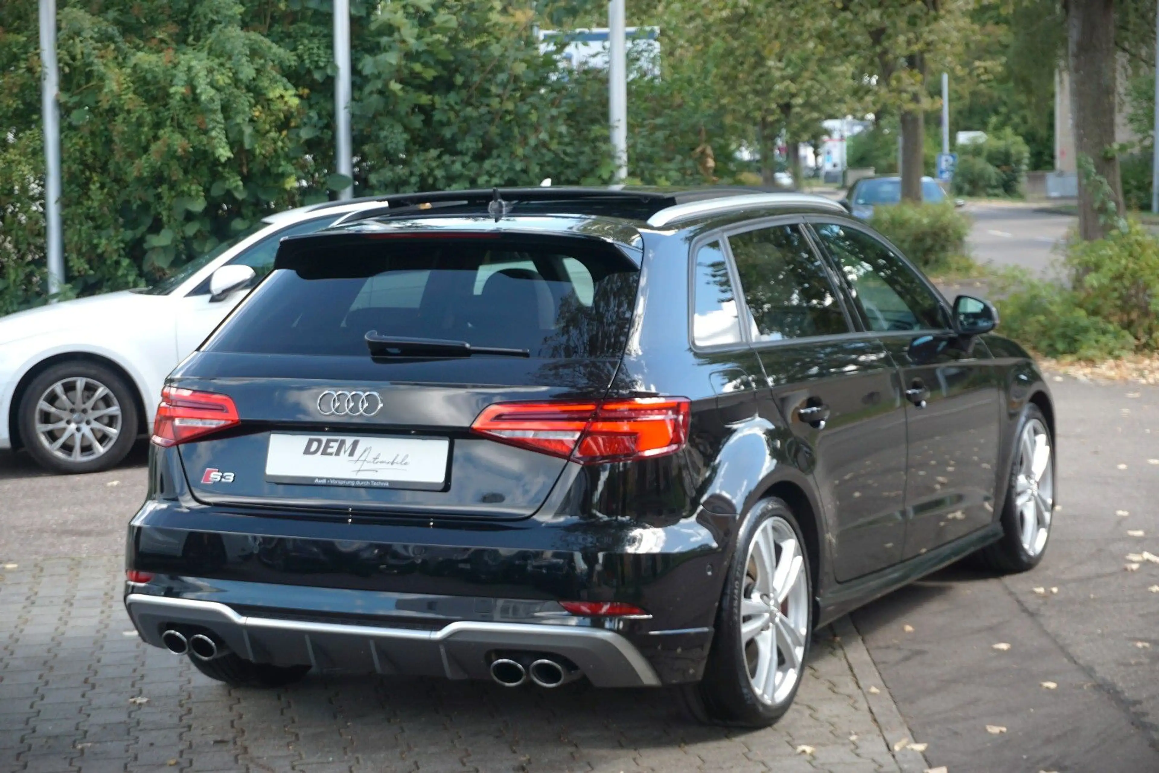 Audi S3 Sportback 2.0 TFSI quattro / Pano./ Digital-T — photo 4