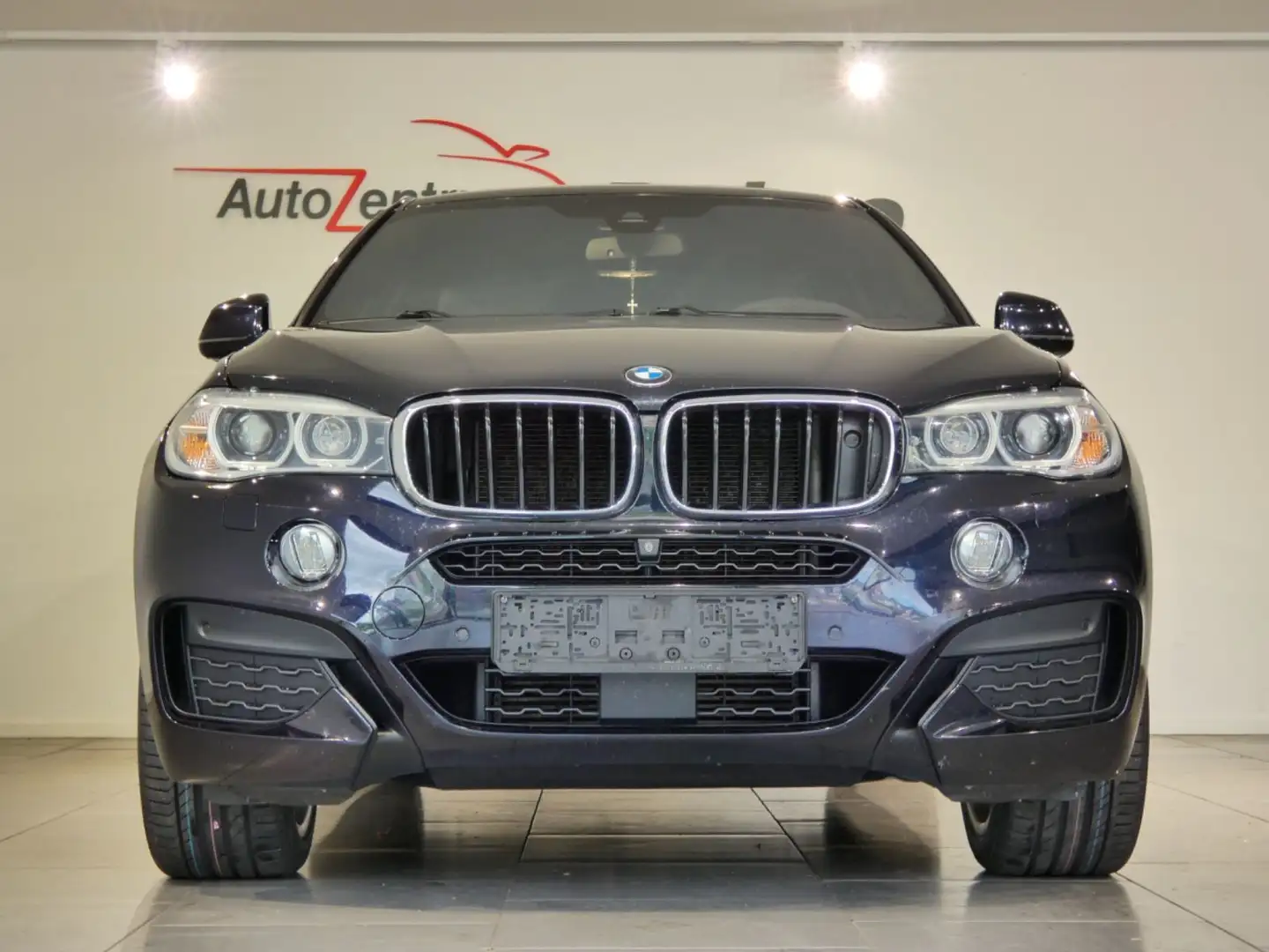 BMW X6 xDrive 30 d M-Paket Xenon/Navi/ACC/HUD/Kamera Schwarz - 2