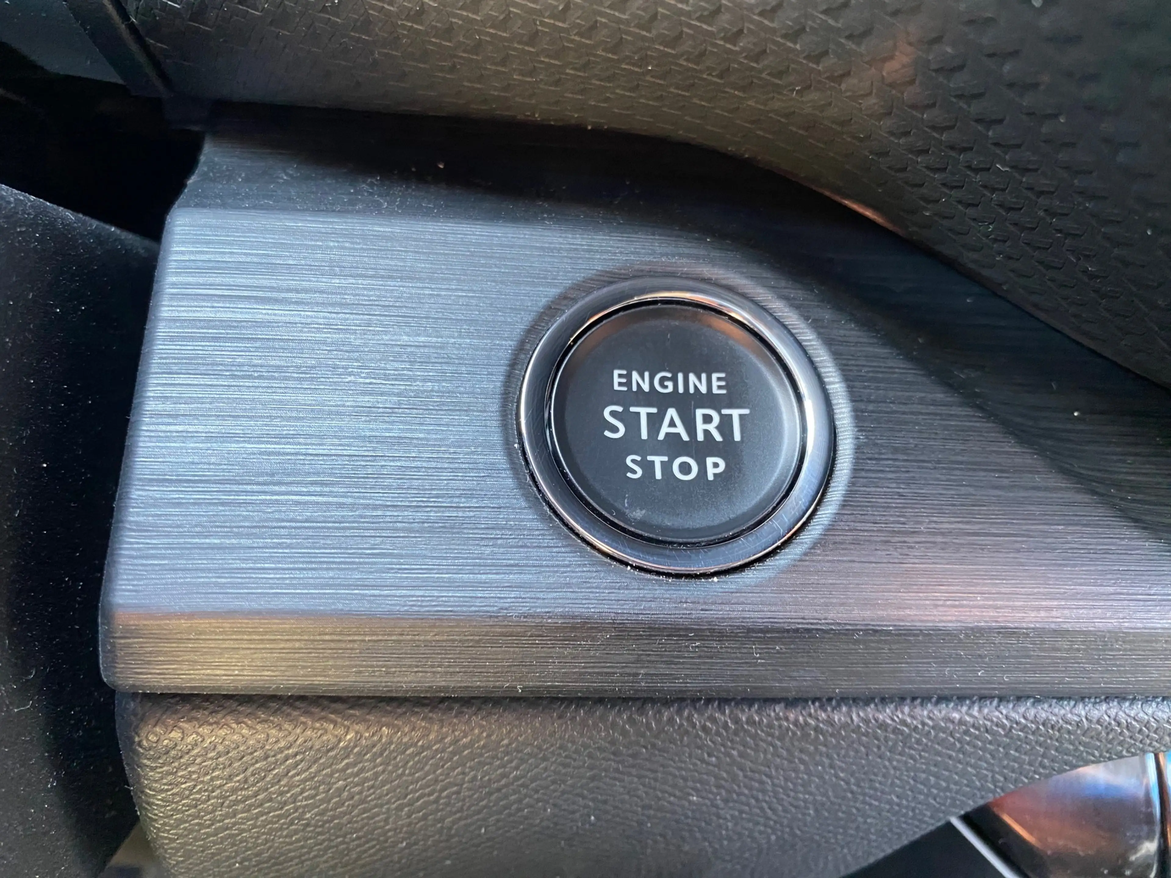 Citroen C5 X 1.6 HYBRID SHINE 225 EAT8 VOLLEER ADAPTIVE CRUISE — photo 10