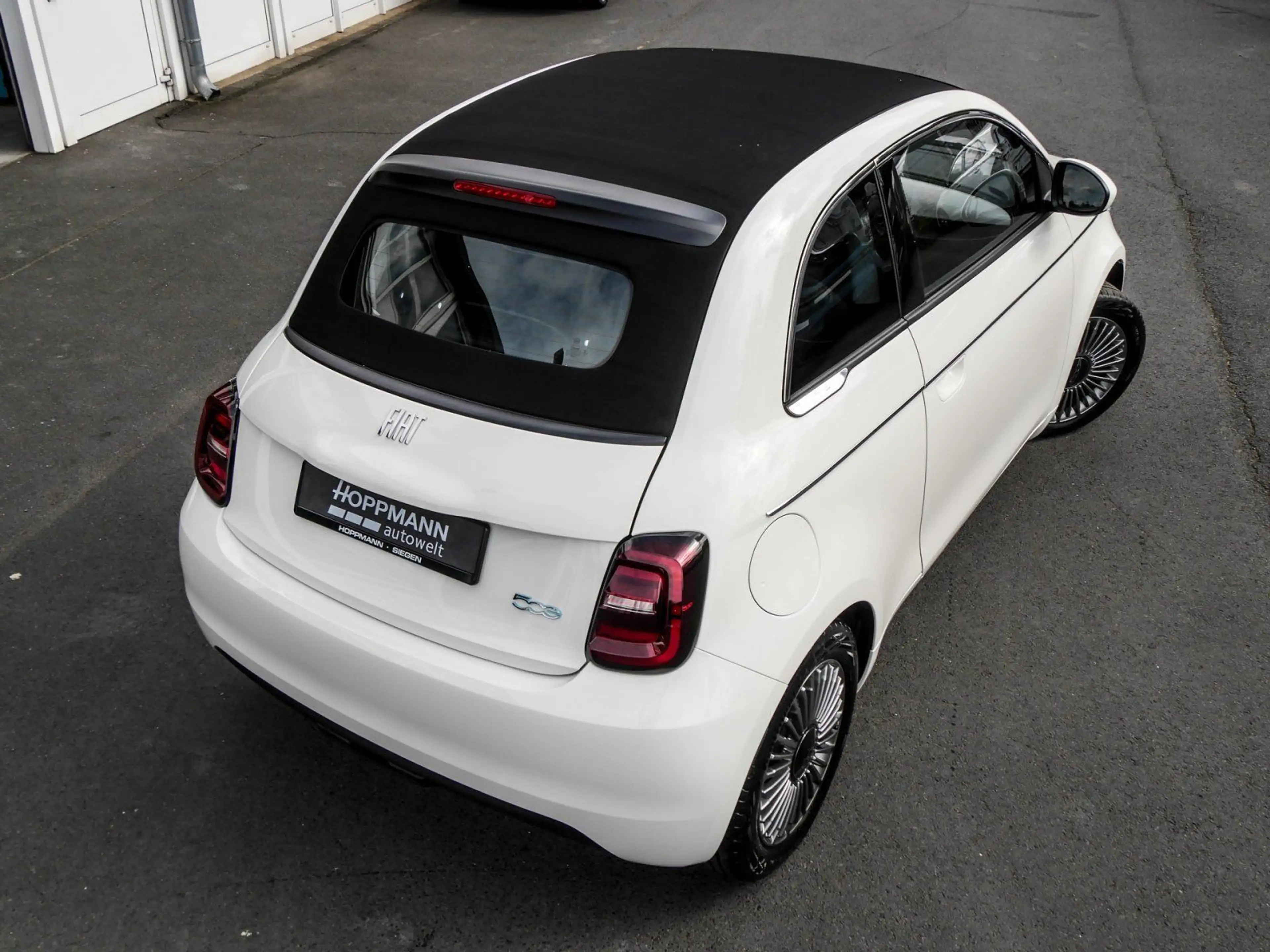 Fiat 500e Neuer 500C Base*PDC*Klimaautomatik*CarPlay*ALU* — photo 15