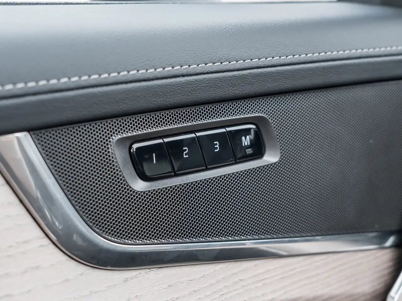 Volvo XC90 снимка Volvo XC90