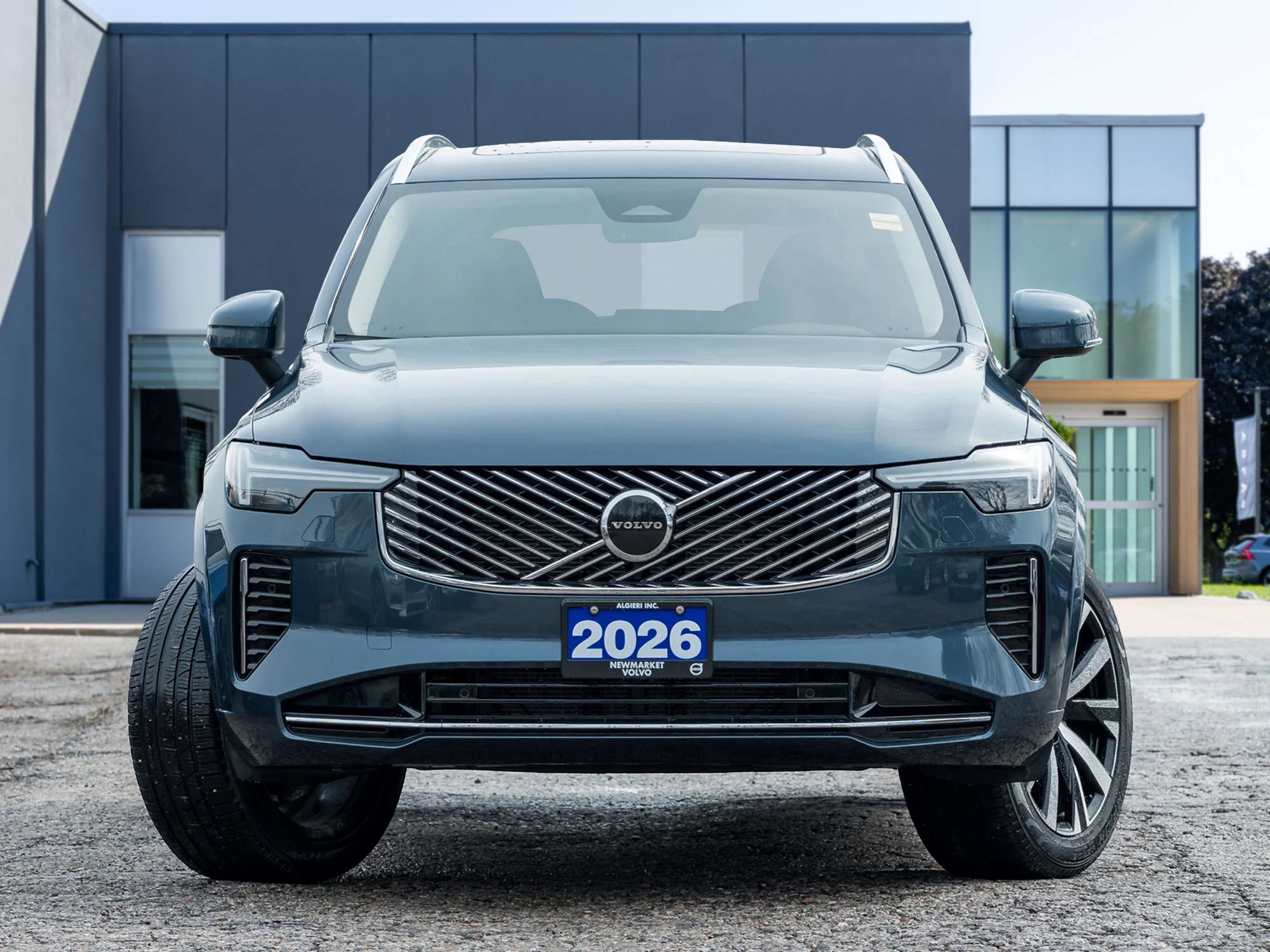 2026 Volvo XC90 B6 AWD Core 7-Seater VOLVO CPO RATE FROM 2.99%* alt 3