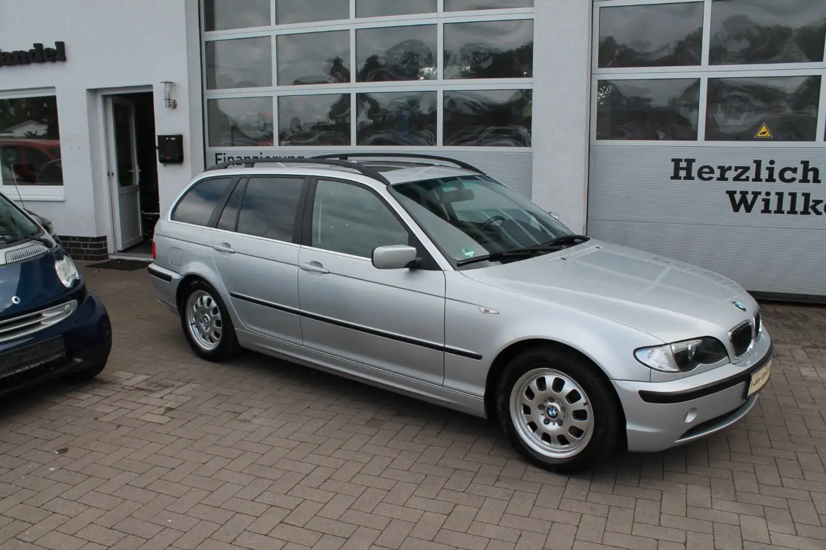 BMW 320 i Touring *TÜV-NEU* Argento - 2