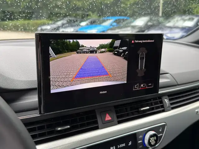 Audi A4 view 15