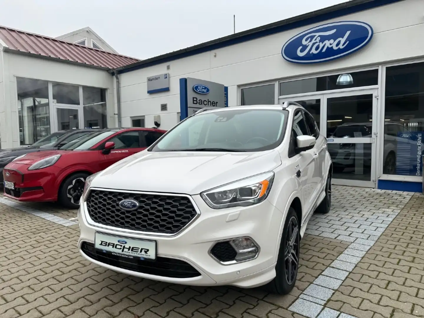 Ford Kuga 2.0 TDCi VIGNALE 4x4 AHK NAVI XENON LEDER Blanc - 1