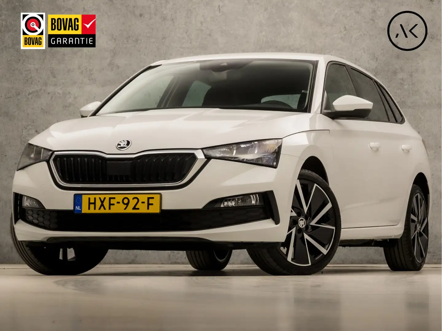 Skoda Scala 1.0 TSI Sportline (FACELIFT, APPLE CARPLAY, GROOT Wit - 1