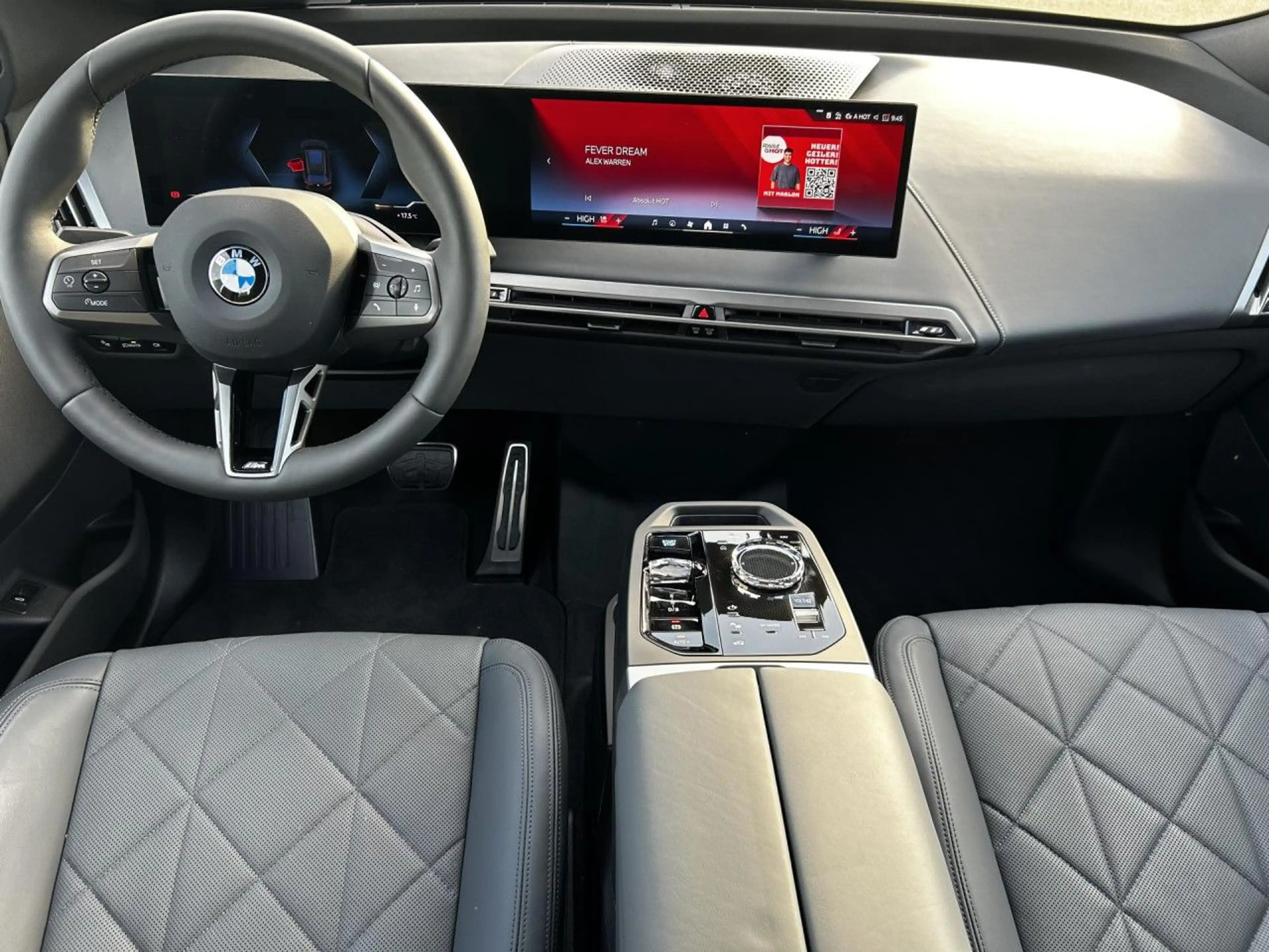 BMW iX x60 M Sport Frozen IntAktivL.Sitzbel.Sky AHK — photo 13