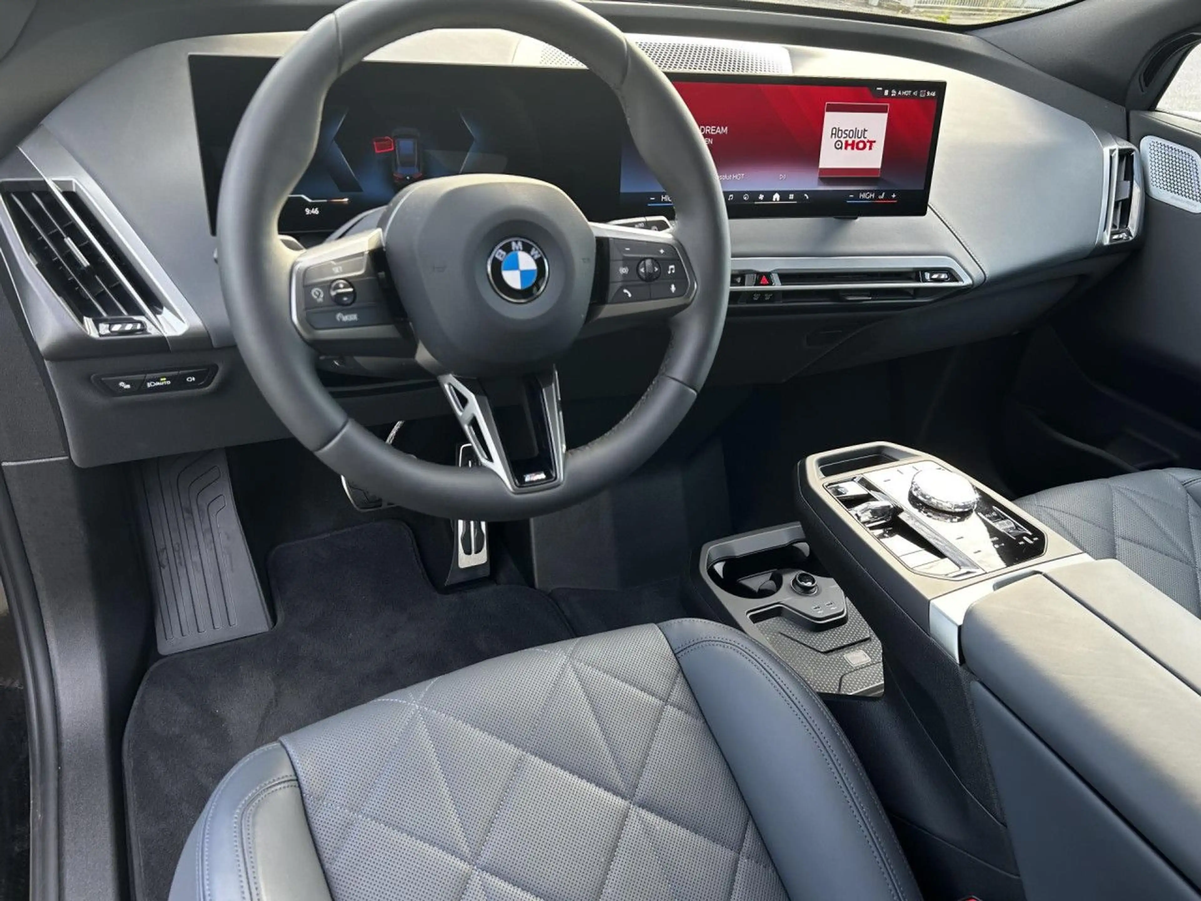 BMW iX x60 M Sport Frozen IntAktivL.Sitzbel.Sky AHK — photo 12